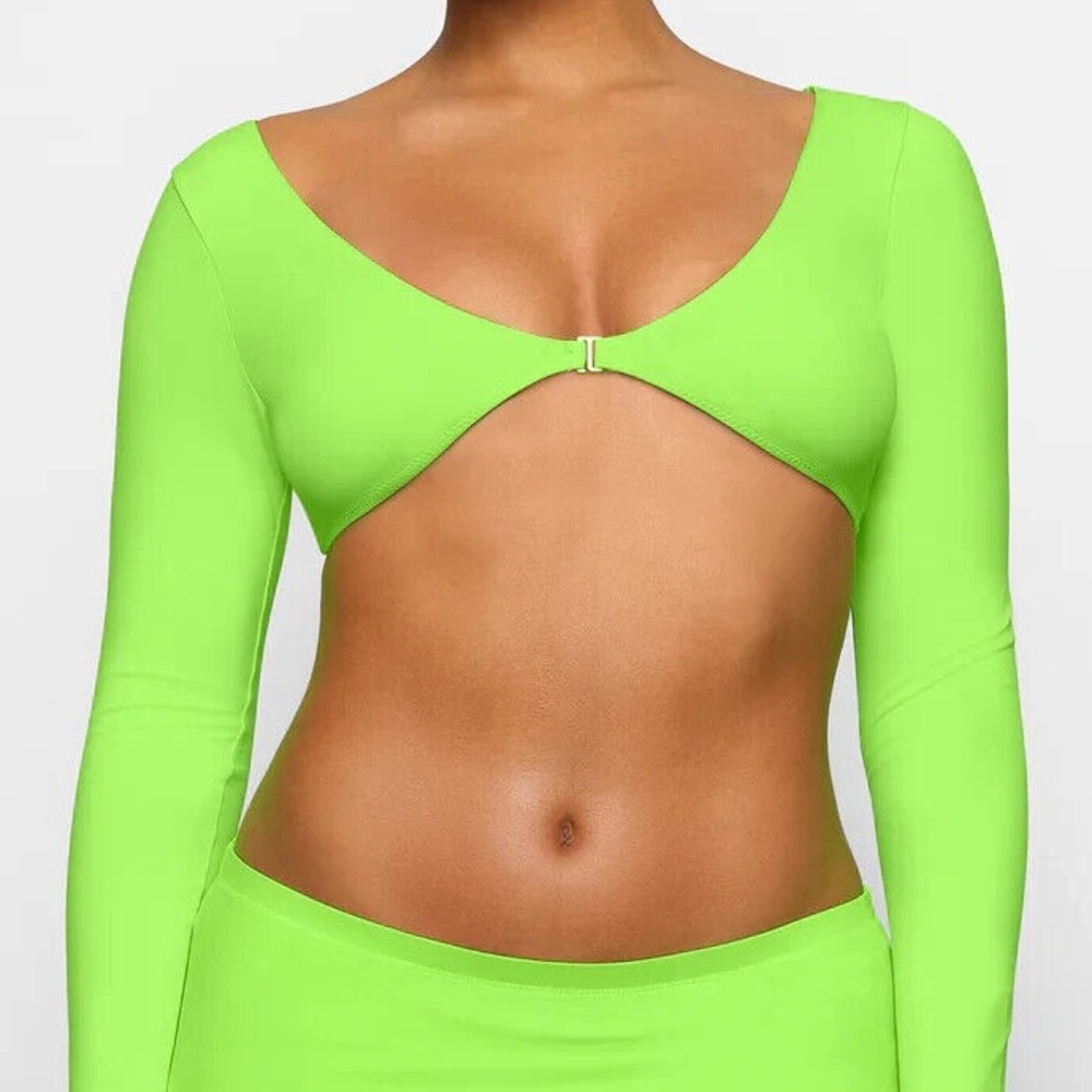 SKIMS SHRUG SWIM TOP